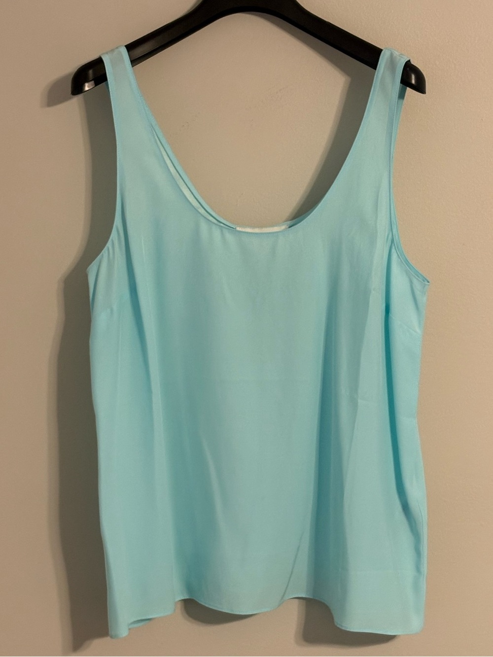 NWT Women’s Banana Republic Aqua Scoop Neck Tank Top - Size Small